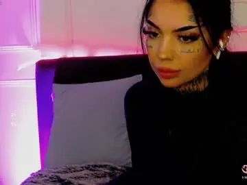 Chaturbate Live Sex Cam of creamyinkk