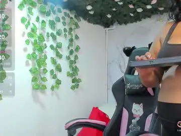 Chaturbate Live Porn of curvy_beauty_