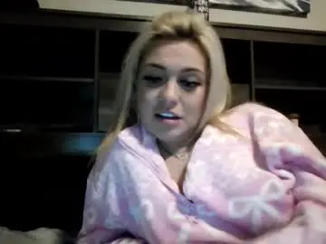 Chaturbate Adult Webcam of geminincapricorn96