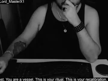 Chaturbate Sex Chat of lord_masterx