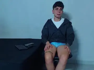 Chaturbate Live Sex Cam of mike777jr