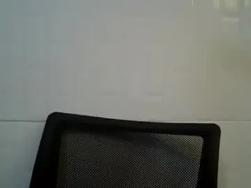 Chaturbate Watch Live Sex Cams of black_petitqueen12