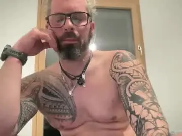 Chaturbate Live Sex Cam of hot_sex83