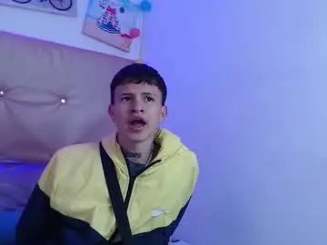 Chaturbate Best live sex cam show of iam_lukas__