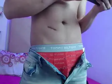 Chaturbate Watch Live Sex Cams of iam_lukas__