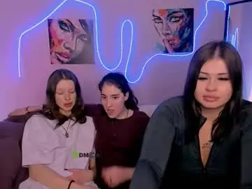 Chaturbate Live Sex Cam of khloebeauty