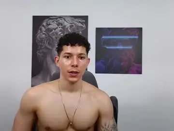 Chaturbate Live Porn of lysan_corv