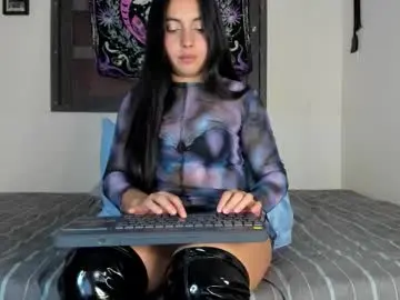 Chaturbate Watch Live Sex Cams of saucy_zaren