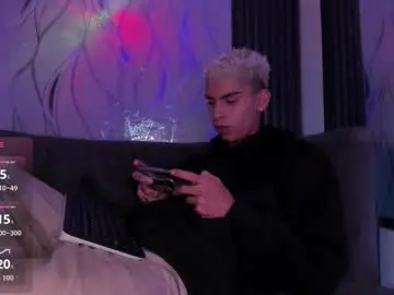 Chaturbate Adult Video Chat of sky_jules