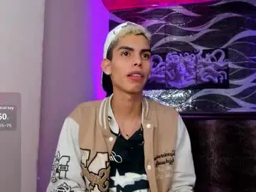 Chaturbate Live Porn of sky_jules