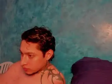 Chaturbate Live Sex Cam of sky_wild