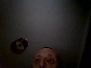 Chaturbate Free Porn Cam of uplatenhorny2379