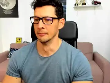 Chaturbate Free Porn Cam of brutusk1