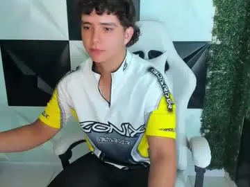 Chaturbate Live Porn of dani_cumboy