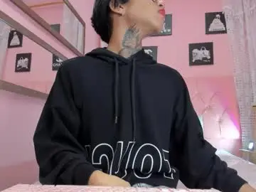 Chaturbate Free Porn Cam of liam_evvan