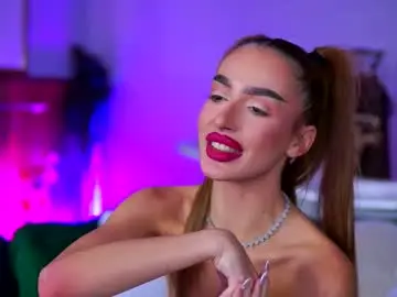 Chaturbate Live Sex Cam of clarabenatti