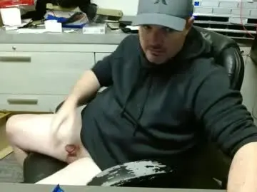 lovetofps from chaturbate