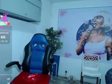 Chaturbate Watch Live Sex Cams of thalia_mills19