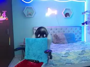 Chaturbate Live Sex of thalia_mills19