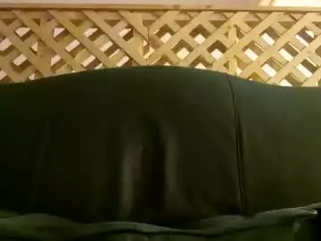 Chaturbate Live Sex Cam of biggestboiiii