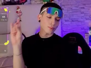 Chaturbate Live Sex Cam of boyfox_tay