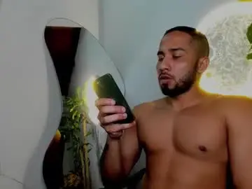 Chaturbate Live Porn of cristobal12cock