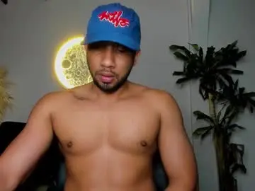 Chaturbate Sex Cam of cristobal12cock