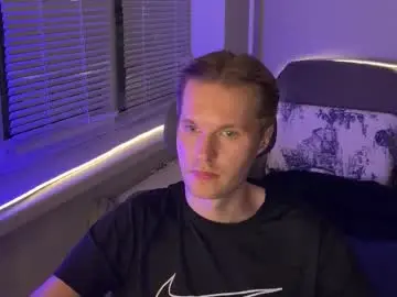 Chaturbate Adult Video Chat of leonnextdoor