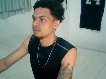 Chaturbate Live Sex Cam of rocco99xx