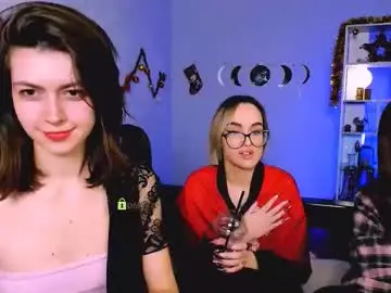 Chaturbate Free Live Porn of rosali_sunny