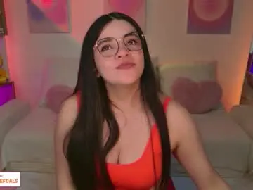 cammiefoalss from chaturbate