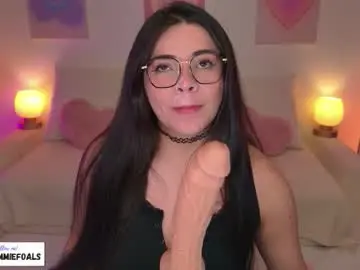 Chaturbate Free Live Porn of cammiefoalss