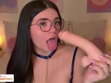 Chaturbate Best Webcam of cammiefoalss