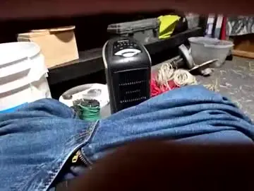 Chaturbate Free Live Porn of gixxer8282