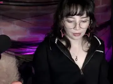 hannah_valhalla from chaturbate