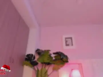 Chaturbate Live Sex Cam of jinx_dh