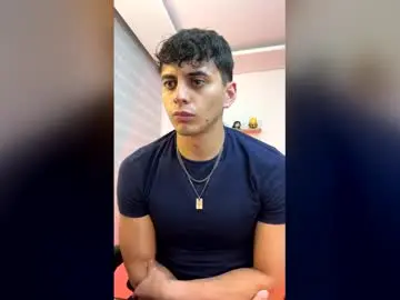 Chaturbate Adult Video Chat of markpotier