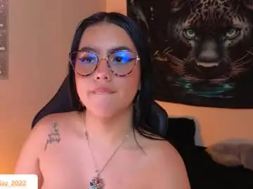 Chaturbate Live Sex Cam of nicol_ruizz