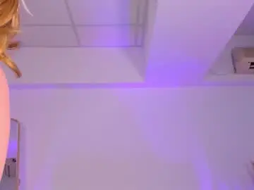 Chaturbate Free Porn Cam of rose_luvv