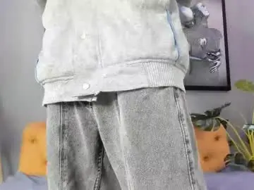 Chaturbate Best live sex cam show of camillo_virgil