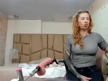 Chaturbate Live Sex Cam of ladyy_scarlett