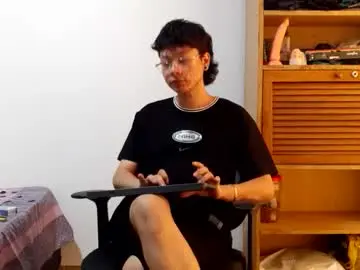 sebasslops from chaturbate