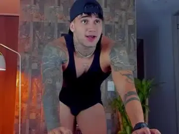 Chaturbate Watch Live Sex Cams of deymon_scott