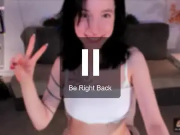 lilithlunna from chaturbate