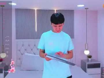 Chaturbate Sex Cam of maxii18_