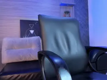 Chaturbate Free Live Porn of aaron_whitee