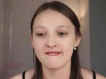 Chaturbate Nude Webcam of lucilacapinpin