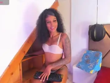 Chaturbate Free Live Porn of penelopeguzman__