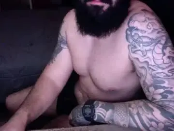 Chaturbate Live Porn of tattooedandbearded22
