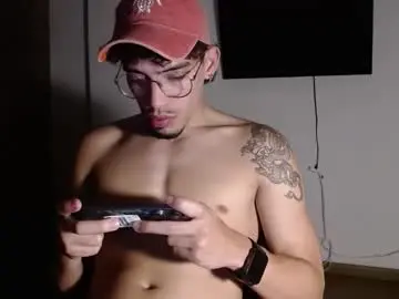 Chaturbate Adult Video Chat of bigdragonboy